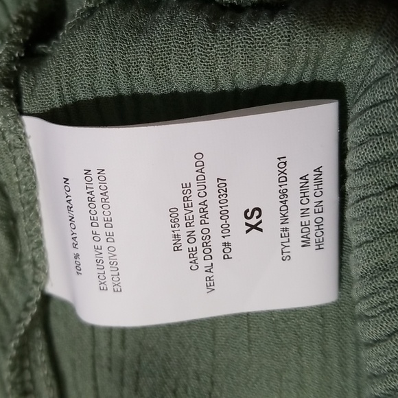 Ladies Romper  XS - Picture 5 of 7